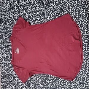 No Boundaries Tshirt Maroon Size M (7-9)